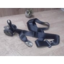 Ceinture arriere droit...