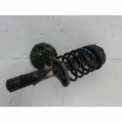 Amortisseur avant droit...