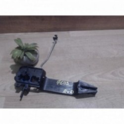 Support poignee porte avant...