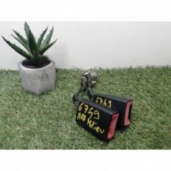 Attache ceinture arriere...