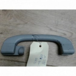 Poignee de maintien arriere...