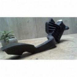 Pedalier d'accelerateur...