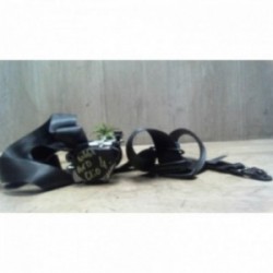 Ceinture avant droit...