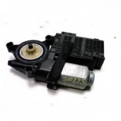 Moteur leve vitre avant...