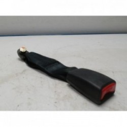 Attache ceinture arriere...