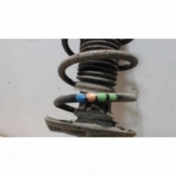 Amortisseur avant droit...