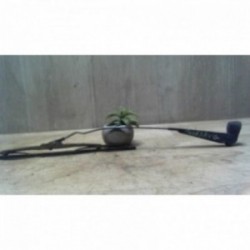 Bras essuie glace avant...