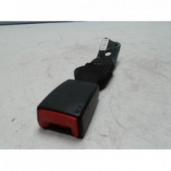 Attache ceinture arriere...