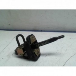 Tirant de porte avant droit...