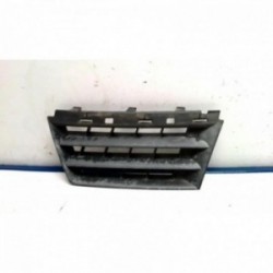 Grille de calandre gauche...