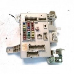 Porte fusible TOYOTA LAND...