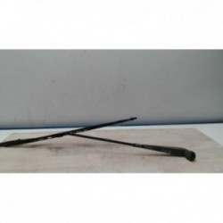 Bras essuie glace avant...