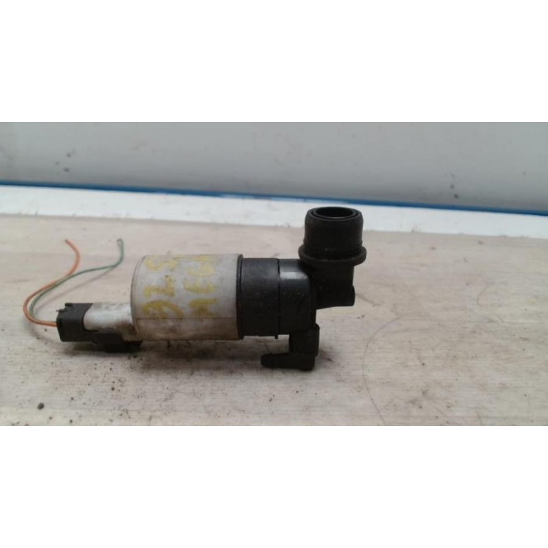 Pompe lave glace avant RENAULT MEGANE 2 PHASE 1 7700428386