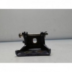 Charniere de porte avant...