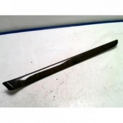 Baguette de porte avant...