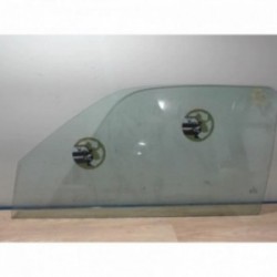 Vitre avant gauche VOLKSWAGEN 