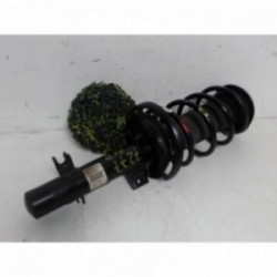 Amortisseur avant droit...