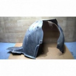 Pare boue avant droit...