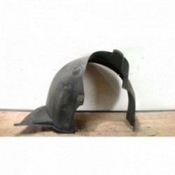 Pare boue avant droit...