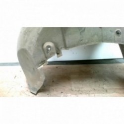 Pare boue arriere gauche...