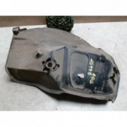 Pare boue arriere gauche...