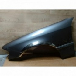 Aile avant gauche MERCEDES...