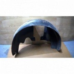 Pare boue arriere gauche...