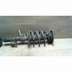 Amortisseur avant droit...