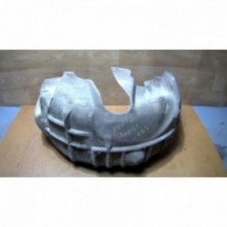 Pare boue arriere droit...