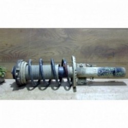 Amortisseur avant droit...