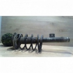 Amortisseur avant droit...