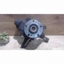 Moyeu avant gauche RENAULT...