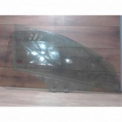 Vitre avant droit MAZDA 3 1...