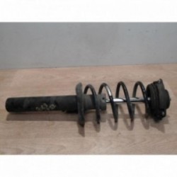 Amortisseur avant droit...