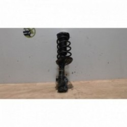 Amortisseur avant droit...