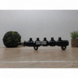 Rampe injection PEUGEOT 407...