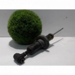 Amortisseur avant droit...