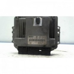 Calculateur moteur RENAULT...