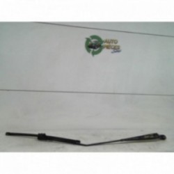 Bras essuie glace avant...