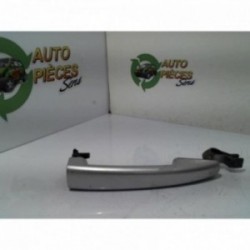 Poignee porte avant gauche...