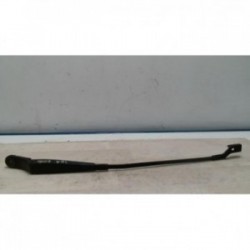 Bras essuie glace avant...