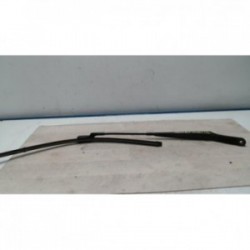 Bras essuie glace avant...