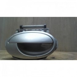 Poignee porte arriere droit...