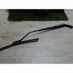 Bras essuie glace avant...