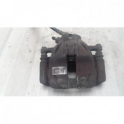 Etrier avant droit...