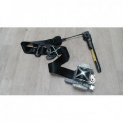 Ceinture avant droit...