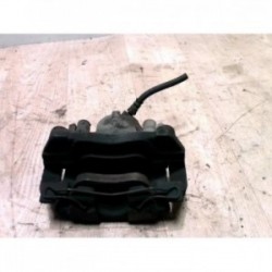 Etrier avant droit...