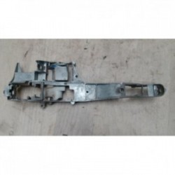 Support poignee porte avant...