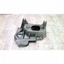 Support moteur gauche...