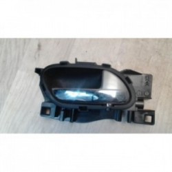 Poignee interieur arriere...